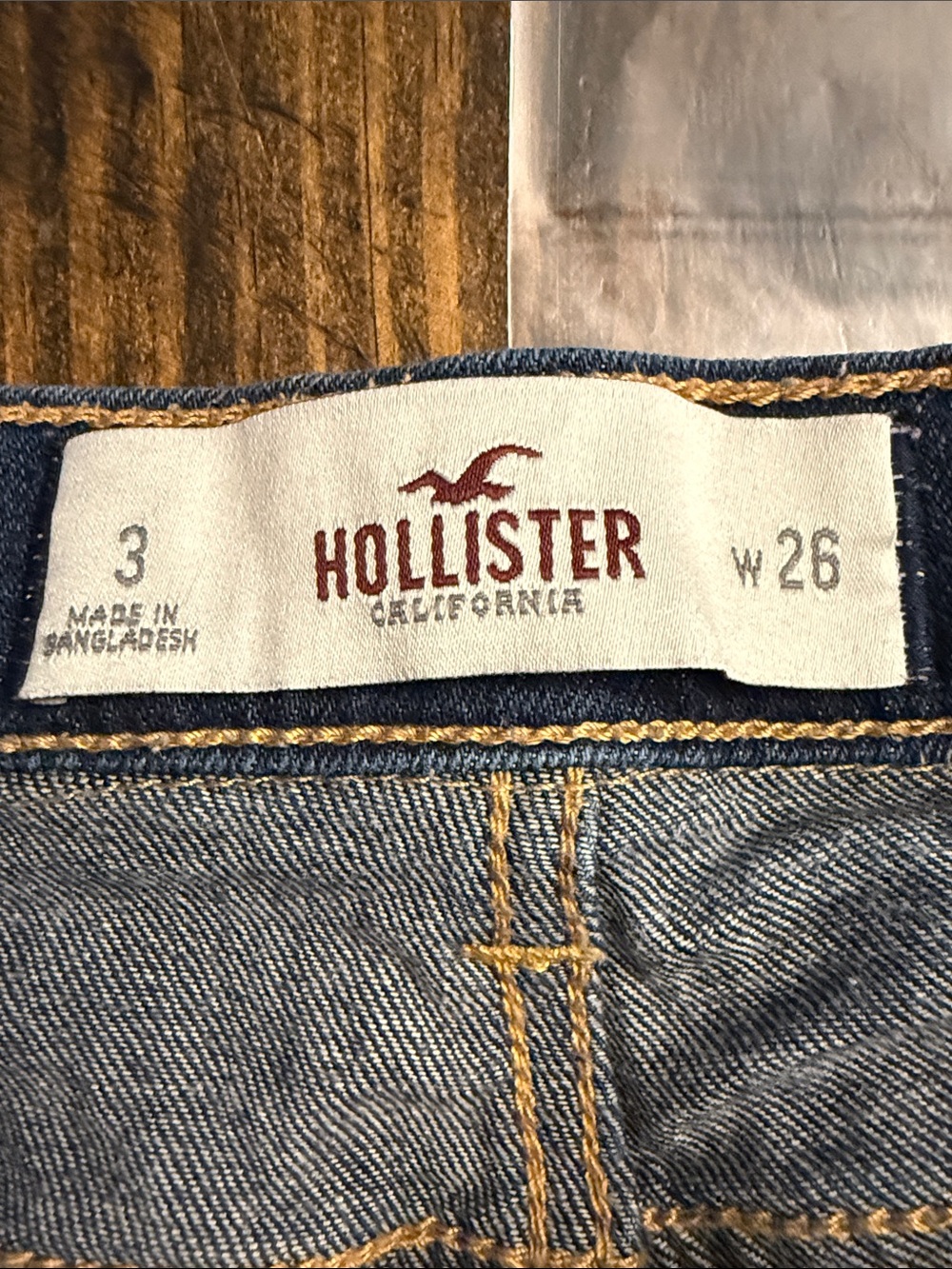 Hollister Junior Women's Dark Blue Rolled Cuff Denim Shorts (3/26) - Picture 7 of 7